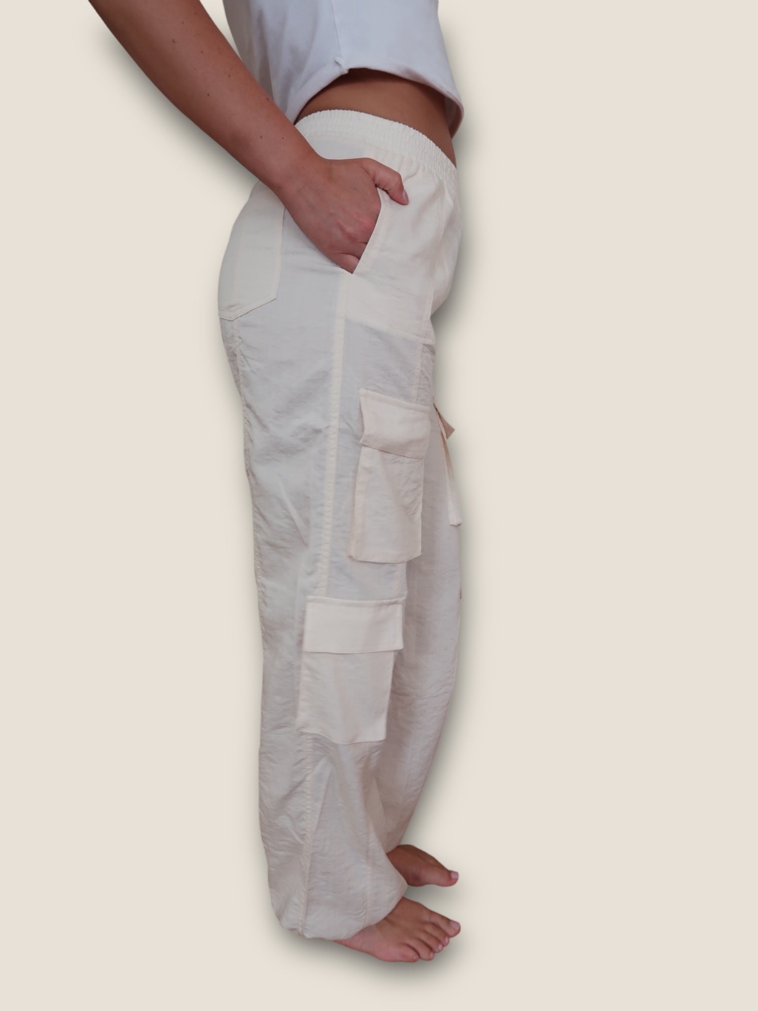 Sofia High Waisted Solid Woven Cargo Pants