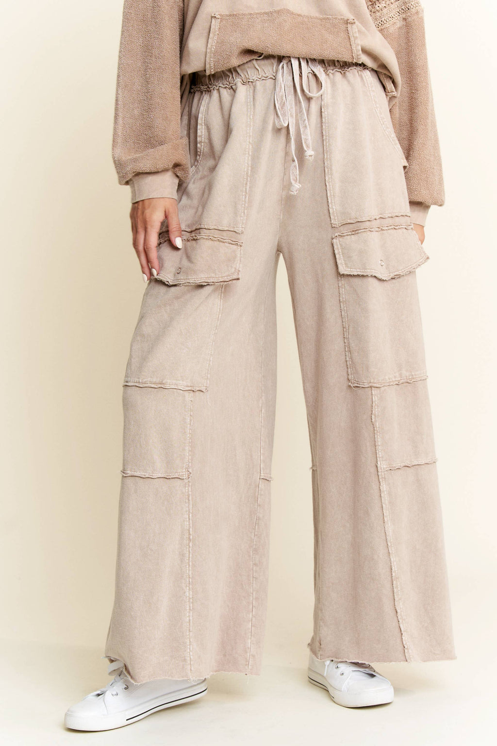 GG Mineral Wash Cargo Wide Leg Pants