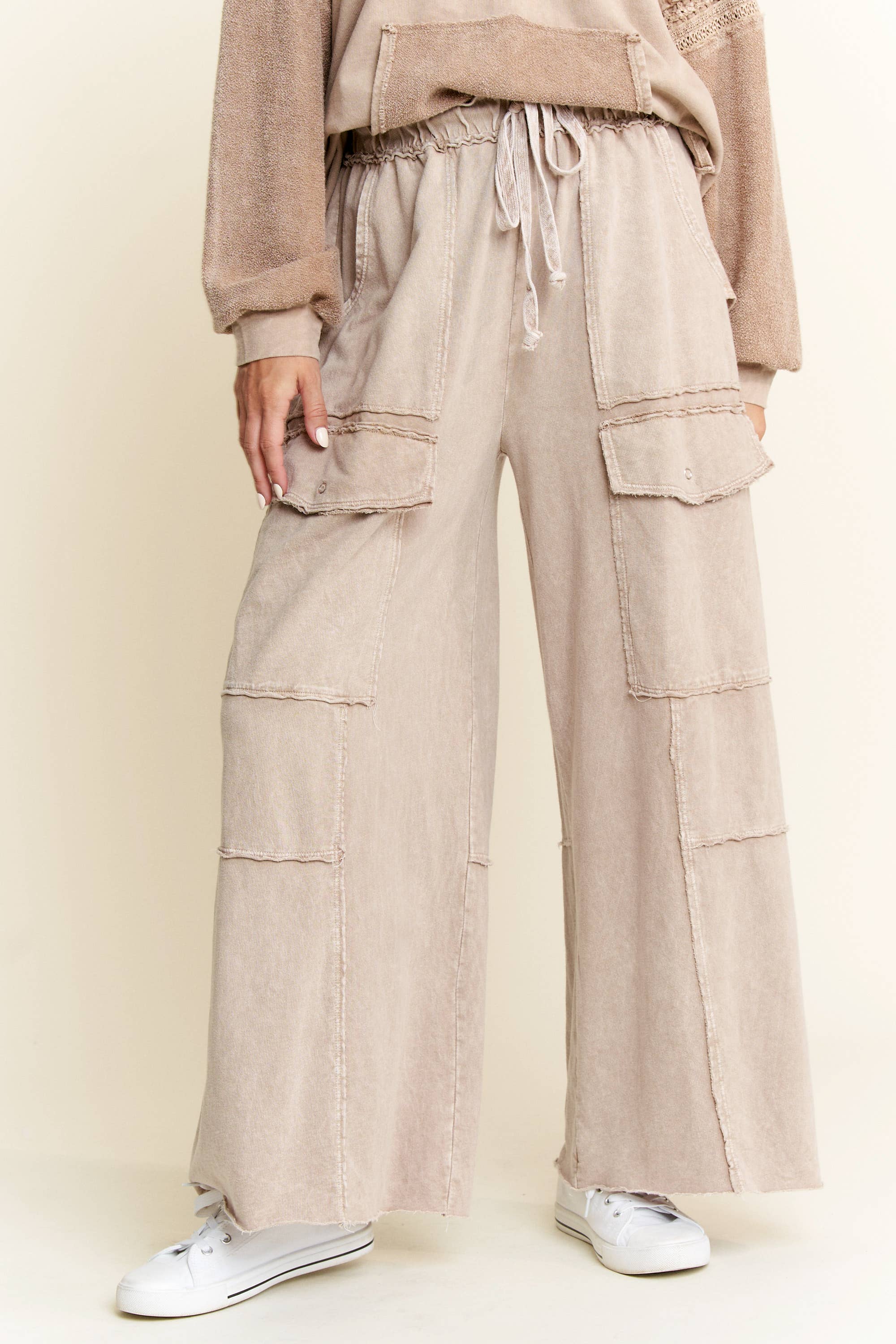 GG Mineral Wash Cargo Wide Leg Pants