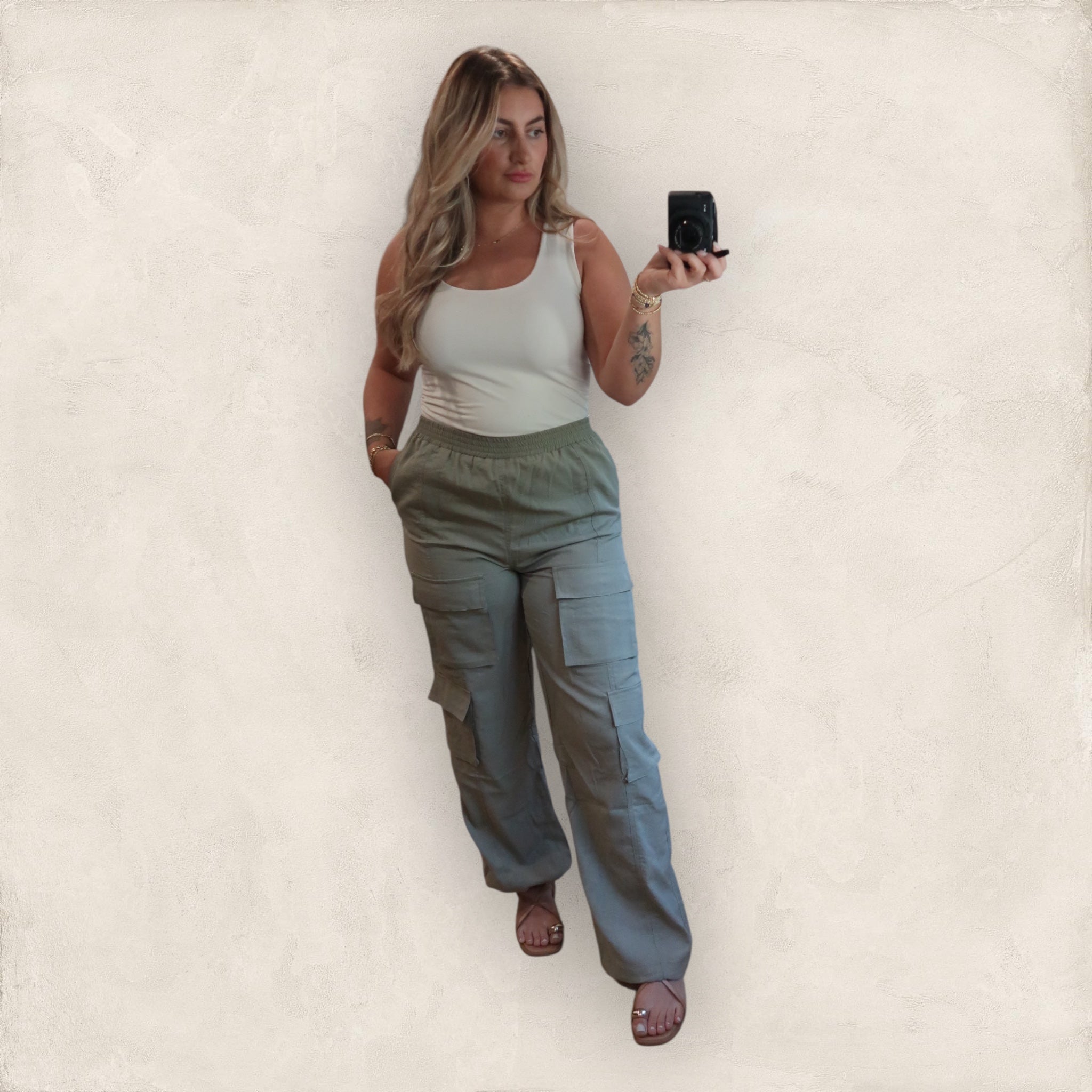 Sofia High Waisted Solid Woven Cargo Pants